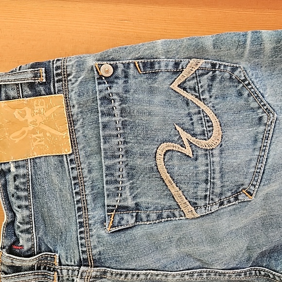 Men's Marc & Ecko Boot Cut Jean - Picture 3 of 9